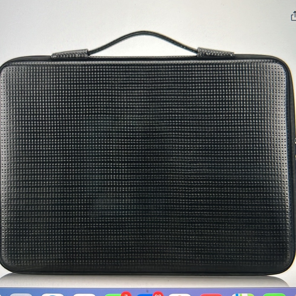 Laptop case. - Picture 10 of 16